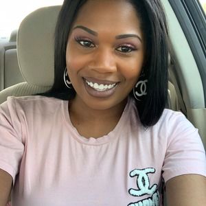 Meet your Posher, Shawna